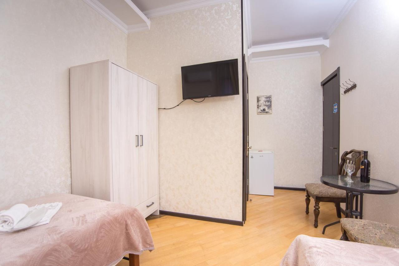 מלון טביליסי Terrace House Near Opera מראה חיצוני תמונה